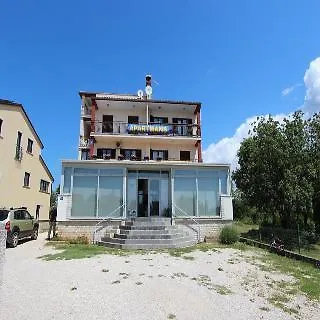 罗维尼 安比恩缇旅馆酒店 3*,  克罗地亚
